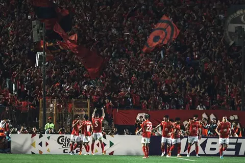 قبل موقعة صنداونز.. السعة الكاملة للجماهير سلاح الأهلي في مباريات دوري أبطال أفريقيا